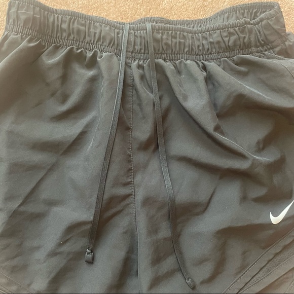 Womens Nike Running Shorts - Picture 5 of 5